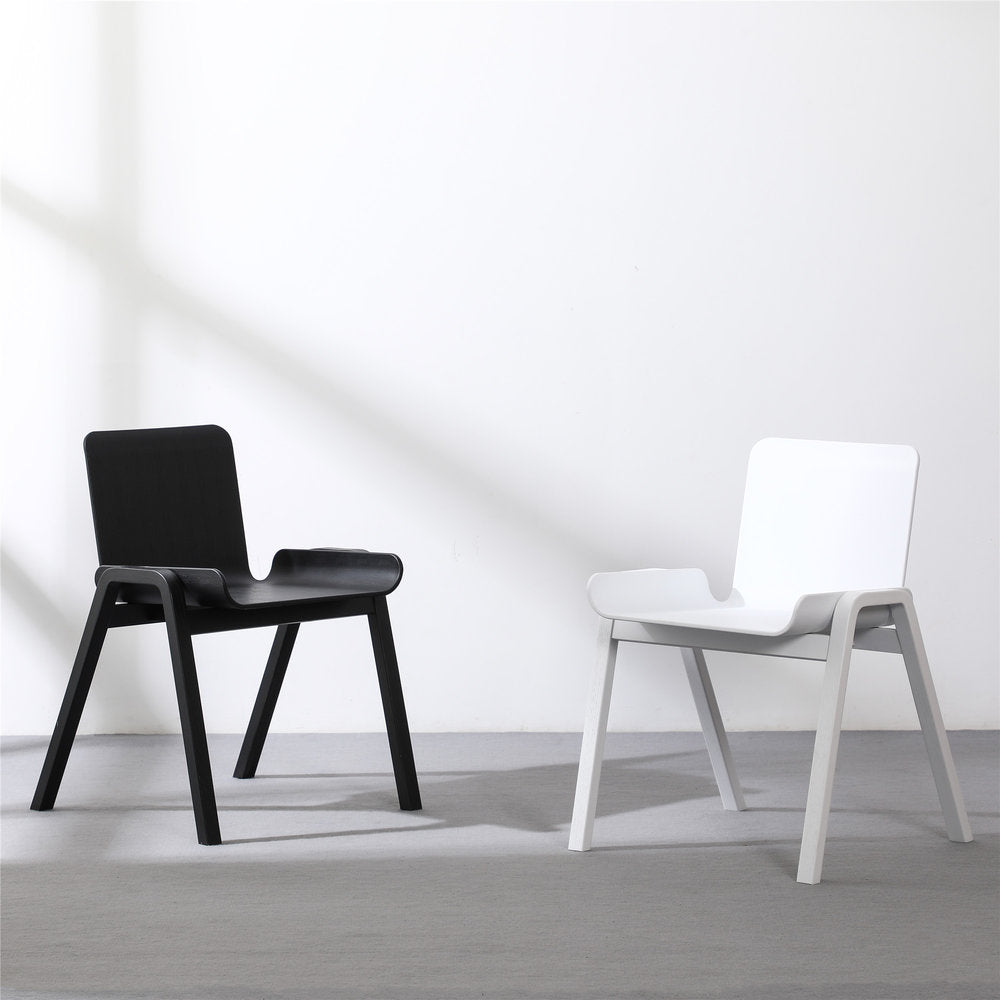 Pouli Chair