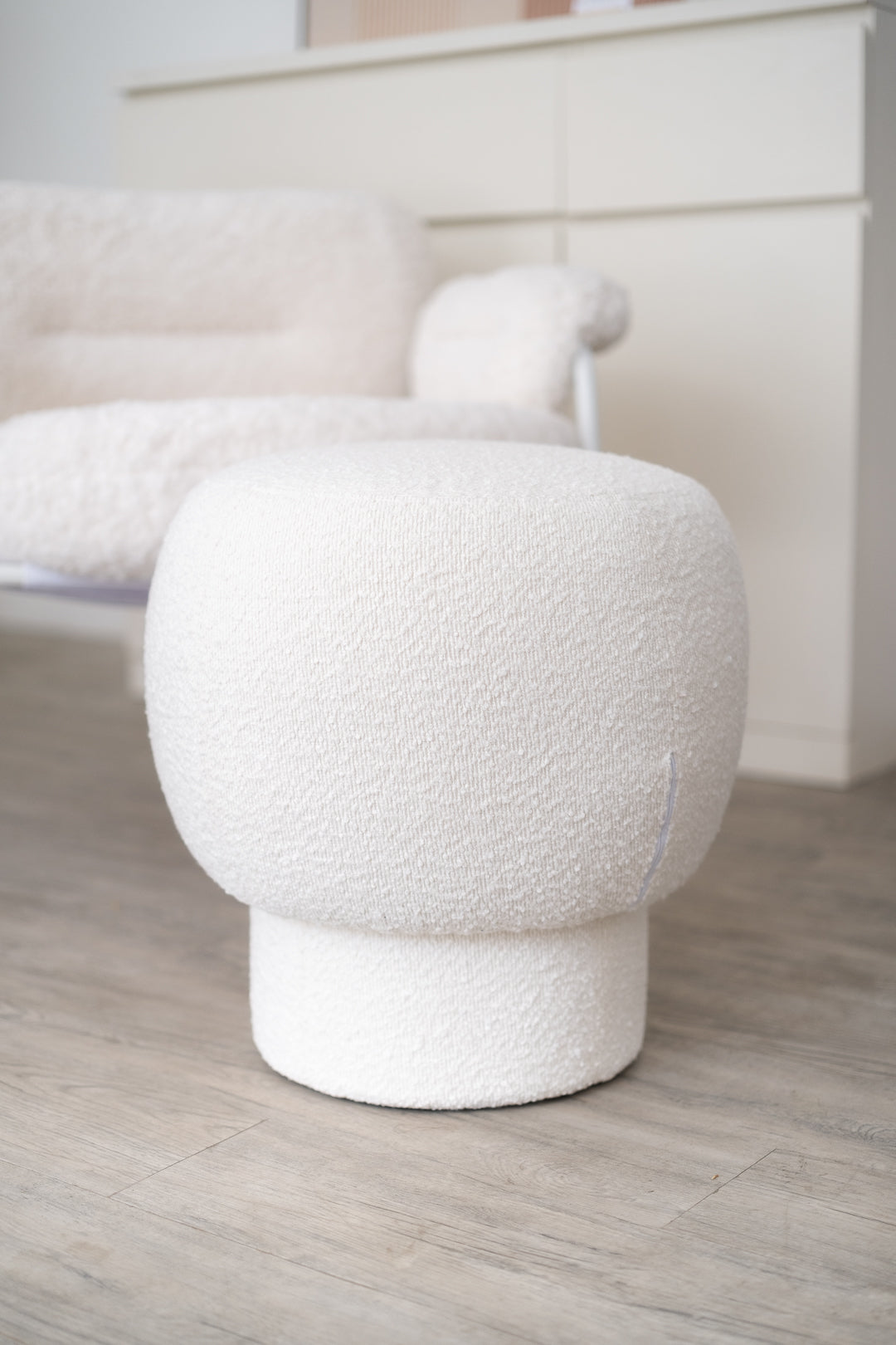 Sugea Stool