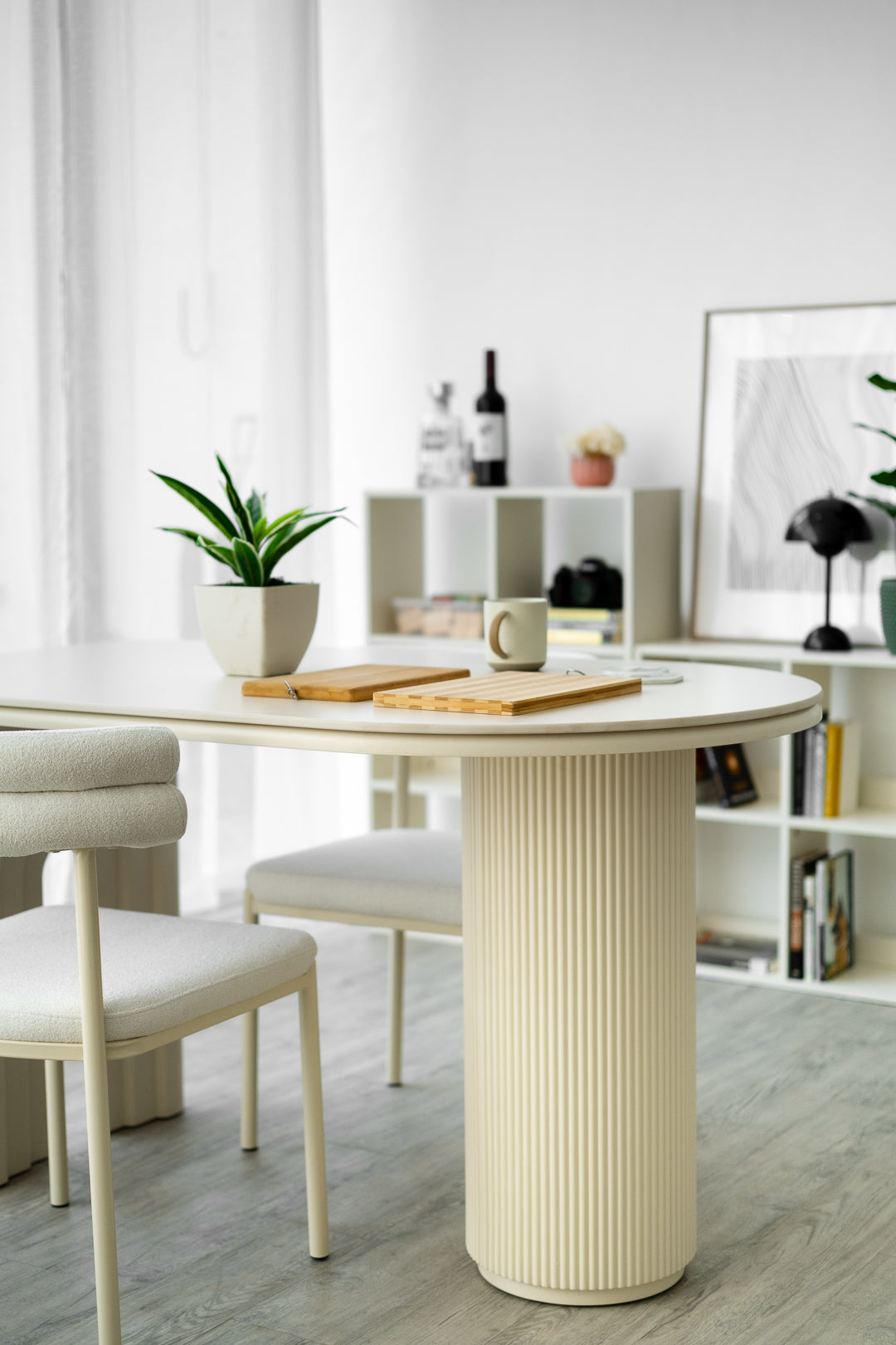 Lulu Dining Table