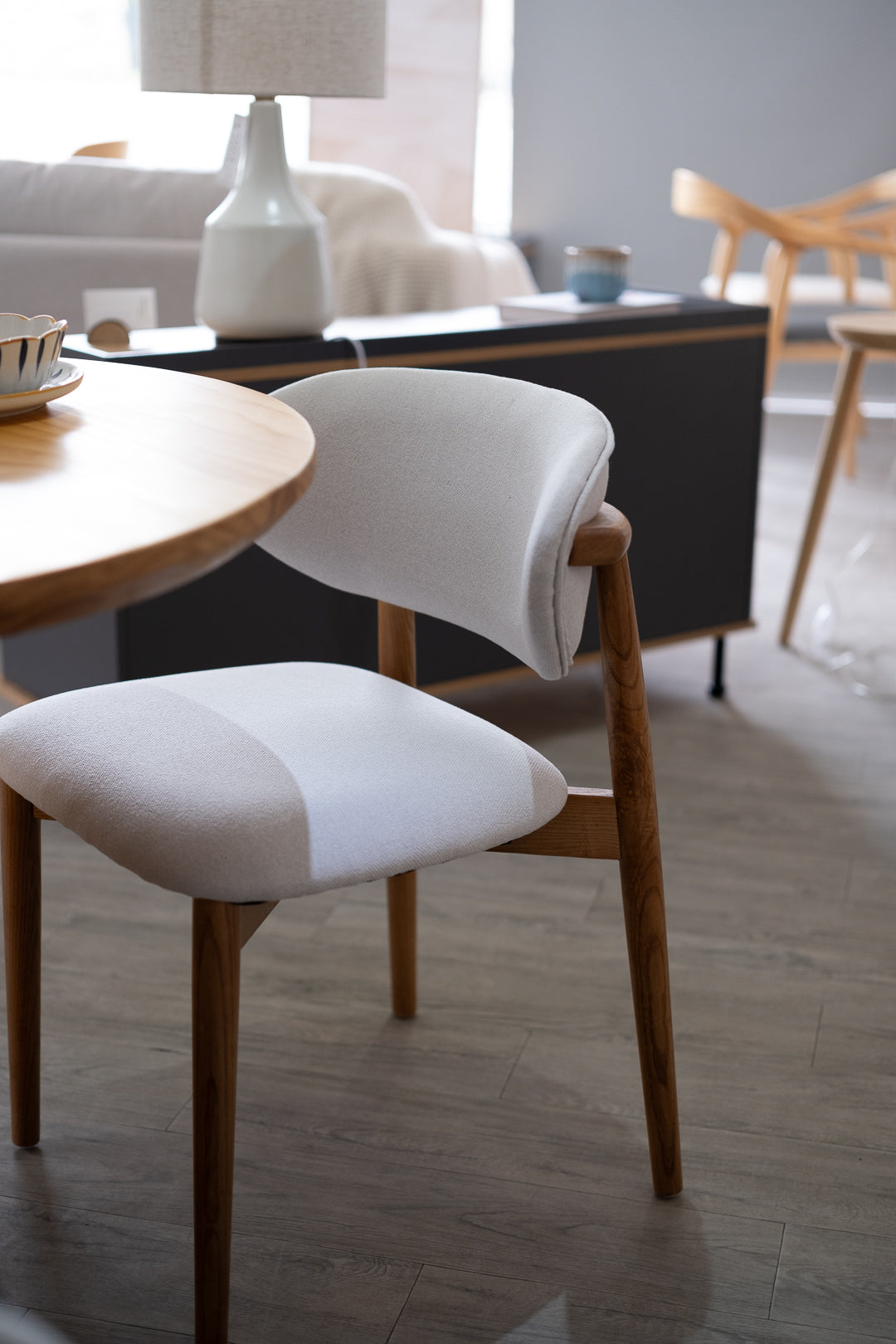 Esik Dining Chair