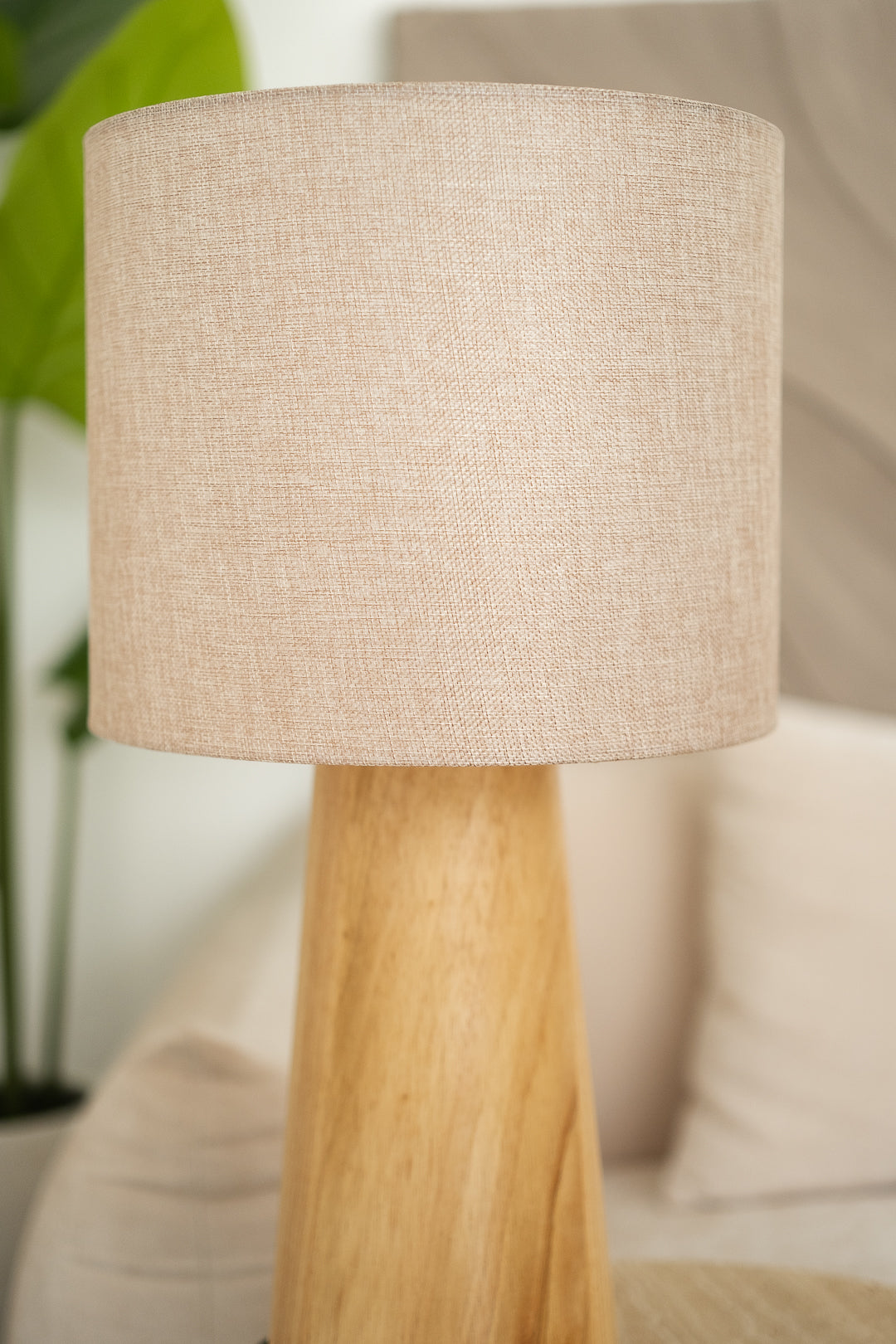 Jolee Table Lamp