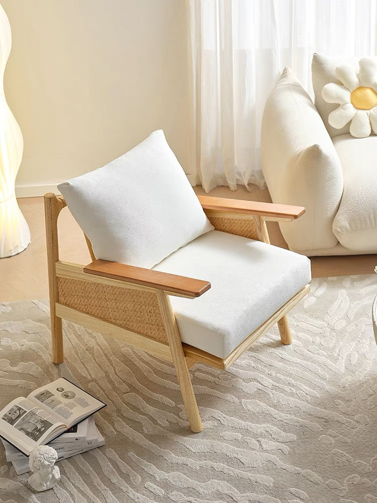 Reflic Lounge Chair