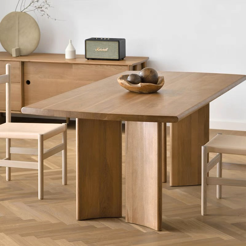 Pryd Bosk Dining Table